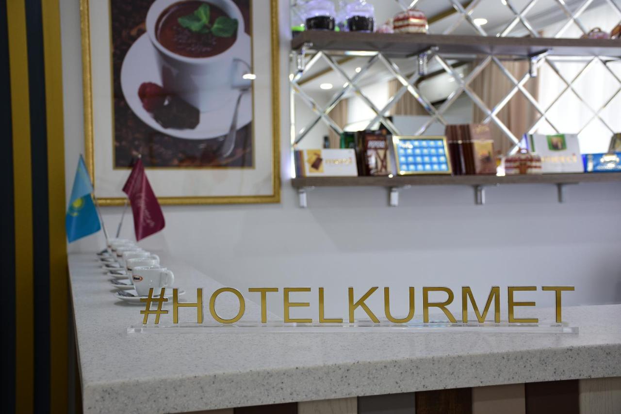 Кұрмет Hotel Uralsk Exterior photo